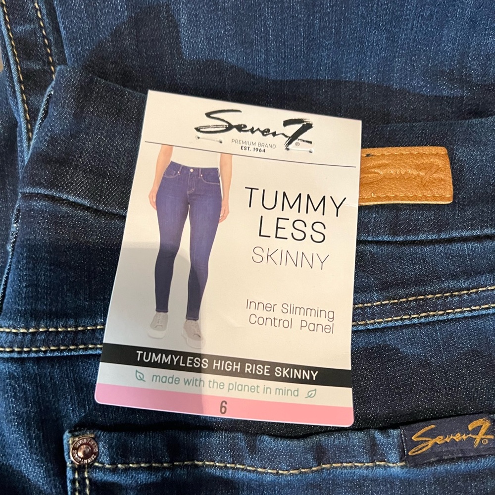 Ladies Seven7 jeans size 14 tummy slim straight  leg jeans new  no stress